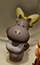 Hippo Model posiert im Studio der Schule Donavitchs im Tierdorf - Charaktere in Links Awakening - Basics - Links Awakening Guide