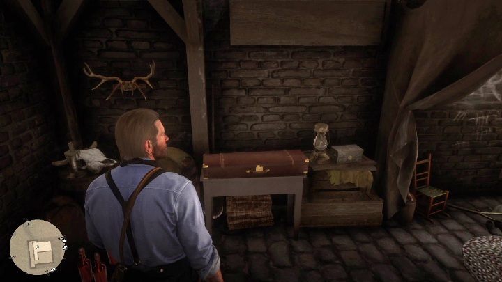 Der Keller hat ein Schließfach mit einer Waffe und eine Schachtel mit Geld - Raub in Red Dead Redemption 2 speichern - Nebenaufgaben - Red Dead Redemption 2 Guide