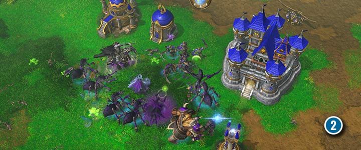 Während des Angriffs auf die feindliche Basis lohnt es sich, die Arbeiter schnell zu eliminieren, um den Wiederaufbau der Basis zu behindern. - Der Fall von Silbermond | Warcraft III Reforged Walkthrough - Kampagne für Untote - Warcraft III Reforged Guide