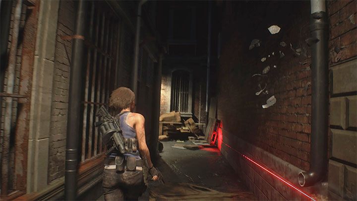 Kurz nach dem Verlassen des Gebäudes wird Jill von Nemesis angegriffen, der mit einem Raketenwerfer ausgestattet ist - Resident Evil 3: Downtown - Walkthrough zum dritten Besuch - Walkthrough zu Story - Resident Evil 3 Guide
