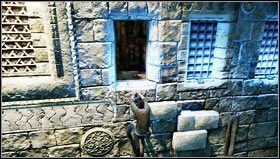 Um die Feinde, die sich möglicherweise hinter der Tür verstecken [1], nicht warnen zu wollen, steigen wir von der Wand rechts auf den Turm - Uncharted 3: Kapitel 8 - Walkthrough zu Citadel Part 1 - Walkthrough - Uncharted 3 Drakes Deception Guide