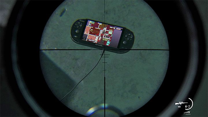 Nach der Zwischensequenz liegt die PS Vita auf dem Boden - The Last of Us 2: Ostereier auf Ellie-Bühnen - Ostereier und Kuriositäten und - The Last of Us 2 Guide