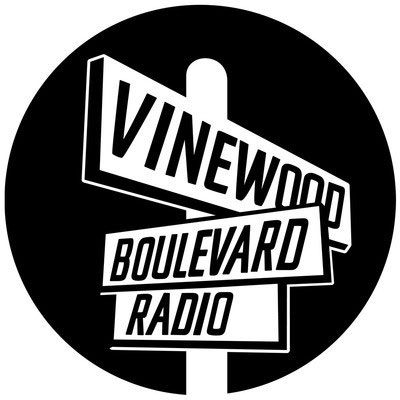 Vinewood Boulevard Radio Logo - GTA 5: Radiosender - Liste, alle - Grundlagen - GTA 5 Guide
