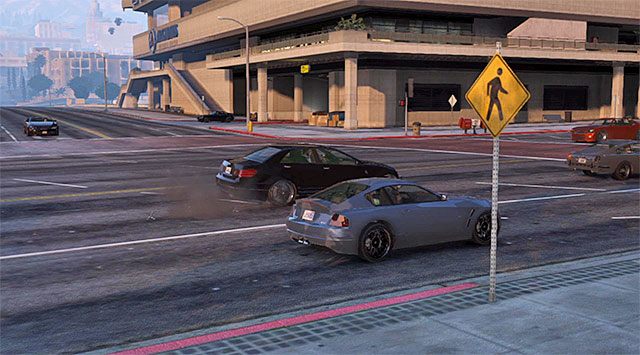 Verwenden Sie die Spikes, um die Sicherheitsautos loszuwerden - GTA 5: Deep Inside - Walkthrough für Missionen - Hauptmissionen - GTA 5-Leitfaden