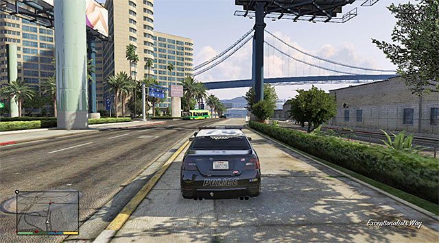 Sie können eines der Polizeiautos verwenden, um zu entkommen - GTA 5: Rechtliche Probleme - Mission Walkthrough - Hauptmissionen - GTA 5 Guide