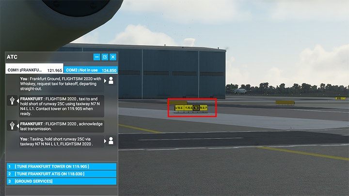Ein diagonaler Pfeil bedeutet manchmal, dass Sie die erste Kurve in die eine und die zweite in die andere Richtung fahren müssen - Microsoft Flight Simulator: Taxi zur Landebahn - Advanced Flying - Microsoft Flight Simulator 2020-Handbuch