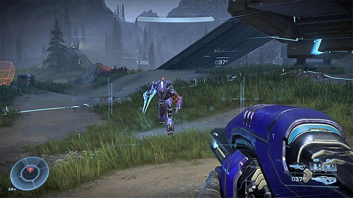 Nachdem Sie den Sensor eingerichtet haben, müssen Sie warten, bis ein unsichtbarer Feind in seine Reichweite gelangt und somit seine Tarnung verliert - Halo Infinite: Unsichtbare Feinde - wie eliminiere ich?  - FAQ - Halo Infinite Guide