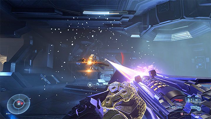 An dem Ort mit dem Energiesamen werden Sie wahrscheinlich auf das erste fliegende Fahrzeug treffen, das von einem Kraftfeld umgeben ist – Halo Infinite: The Command Spire – Komplettlösung – Hauptmissionen – Halo Infinite Guide