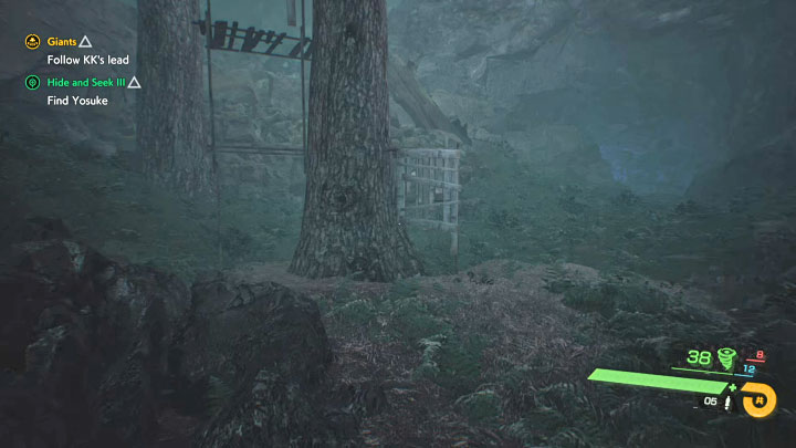 Jetzt versteckt sich Yosuke auf einem der Bäume – um ihn zu erreichen, müssen Sie einige Holzplattformen erklimmen – Ghostwire Tokyo: Hide and Seek 3 – Walkthrough – Quests verfügbar ab Kapitel 4 – Ghostwire Tokyo Guide