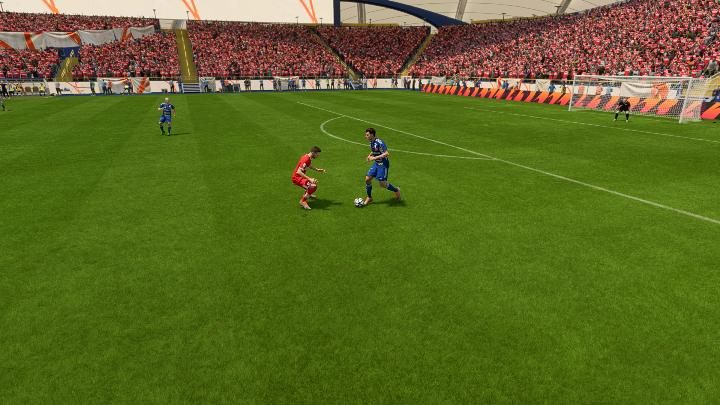 Jockey (L2 / LT) ist die wichtigste Verteidigungstechnik, die es ermöglicht, den Ball ohne Fouling zurückzuholen - FIFA 23: Verteidigungsspiele - grundlegende und fortgeschrittene Techniken - Grundlagen - FIFA 23-Leitfaden