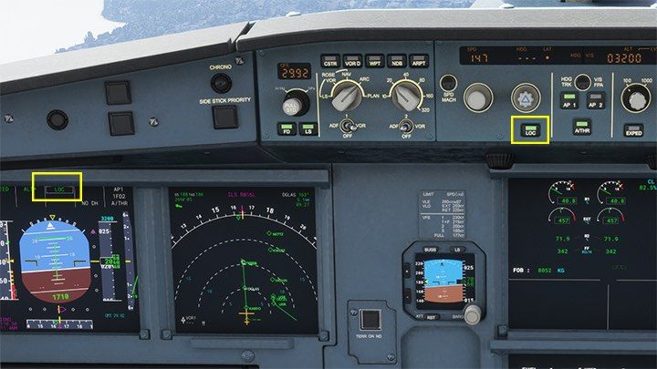 When entering the course of the runway, prepare the Localiser with the LOC button, to position yourself perfectly in front of the runway - Microsoft Flight Simulator: ILS landing - Passenger aircraft - Example flight - Microsoft Flight Simulator 2020 Guide