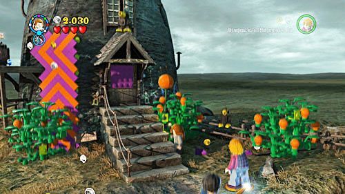 Lassen Sie am Ende den letzten Ballon los, der dem Haus auf der rechten Seite am nächsten wächst - Harry Potter Years 5-7: Lovegoods Lunacy, Teil 1 - Year 7 - LEGO Harry Potter Years 5-7 Guide