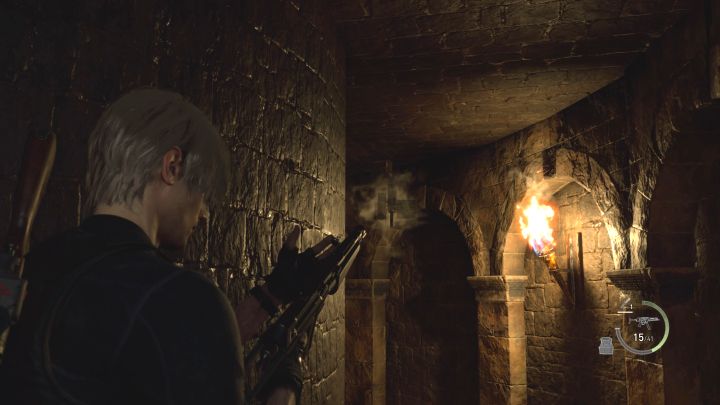 Weiter in den Katakomben finden Sie an den Decken angebrachte Maschinengewehre - Resident Evil 4 Remake: Wie kann man Jack Krauser erneut besiegen (Kapitel 14)?  - Bosse - Resident Evil 4 Remake-Leitfaden