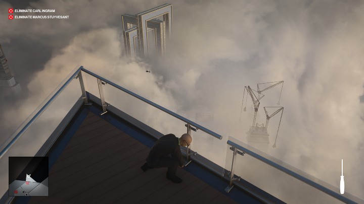 Immediately, head to the observation deck and unscrew the screw from the railing on the left - Hitman 3: Carl Ingram - how to kill him? Dubai, walkthrough - On Top of the World - Dubai - Hitman 3 Guide