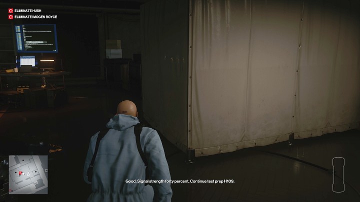 Once you are on the upper floor, sneak and continue right to reach Hush's private room - no one should pay attention to you - Hitman 3: Hush - how to kill? - Chongqing, China, walkthrough - End Of An Era - Chongqing - Hitman 3 Guide