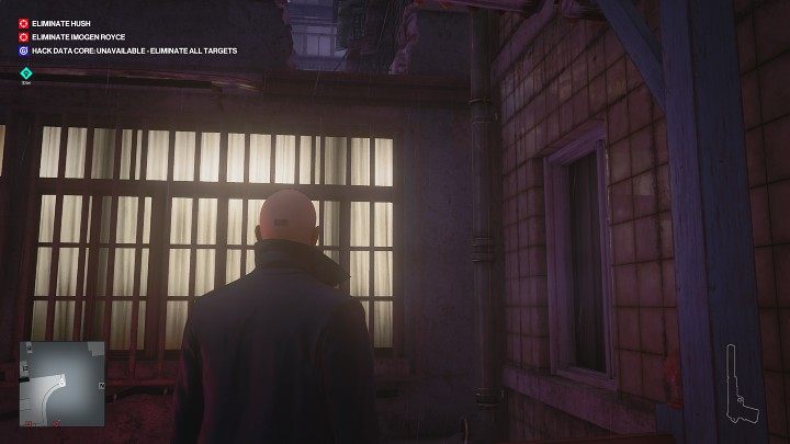 Go to the end of the balcony, then jump over the railing and climb up the gutter to the upper floor of the neighboring building - Hitman 3: Hush - how to kill? - Chongqing, China, walkthrough - End Of An Era - Chongqing - Hitman 3 Guide