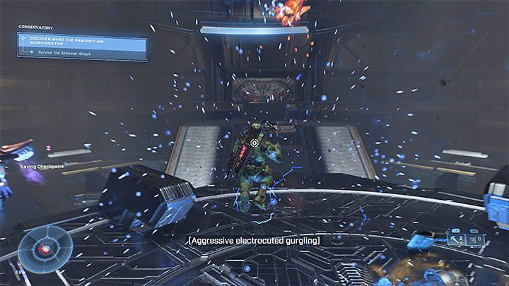 Sturm- und Scharfschützengewehre eignen sich perfekt zum Angriff auf fliegende Feinde, da es wichtig ist, auf mittlere und lange Distanzen genau zu schießen - Halo Infinite: Conservatory - Komplettlösung - Hauptmissionen - Halo Infinite Guide
