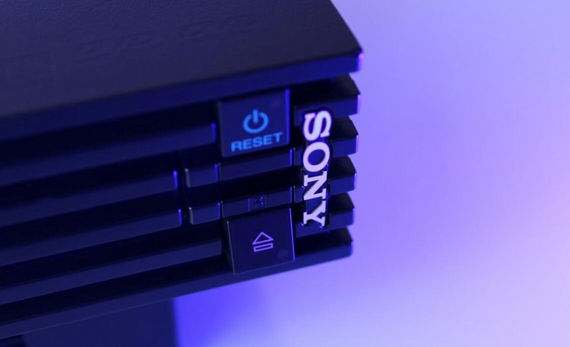 Player gets a super rare PlayStation 2 from his father-in-law. This model was attached to the TV, image source: Nikita Kostrykin; Unsplash.com; 2018.