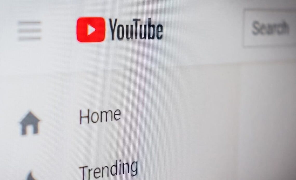 YouTuber with 350,000 subscribers claims AI cost him his channel as artificial intelligence gives unjustified bans, image source: Christian Wiediger; Unsplash.com; 2018.