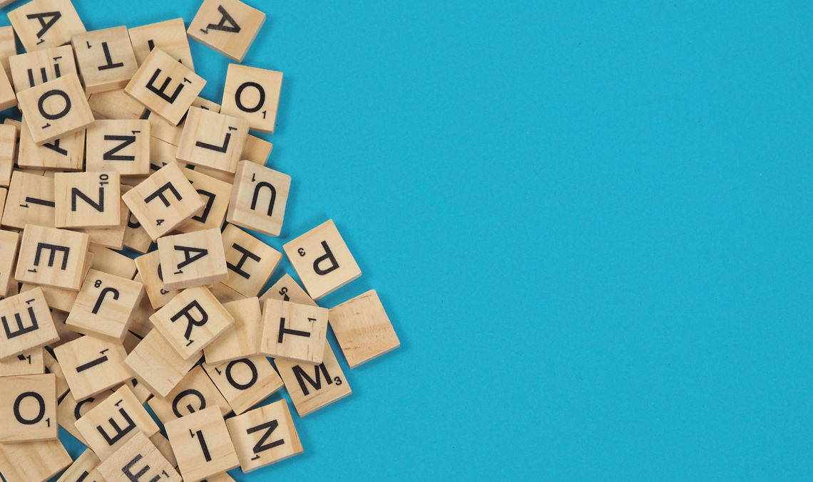einen Sieg gegen die örtlichen Scrabble-Profis erringen